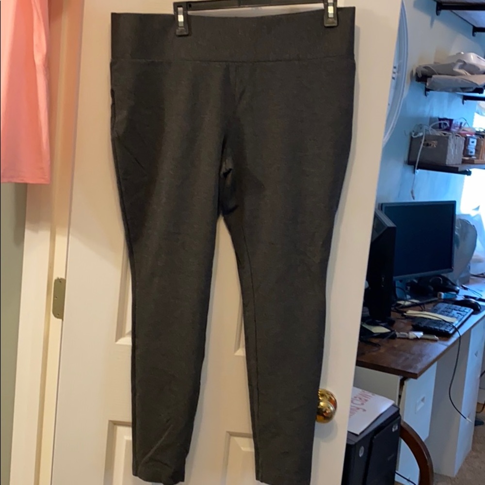 Gray leggings